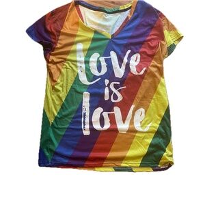 Love T-shirt